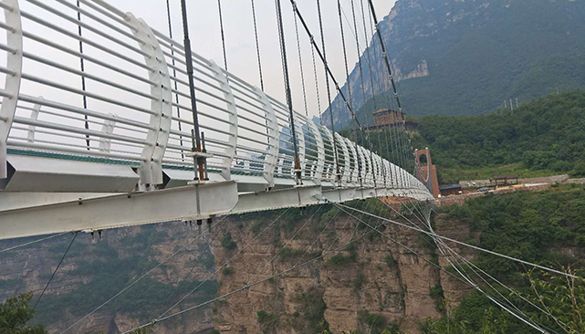 太行大峽谷|高空滑索+玻璃橋+摩天筒梯這么多刺激的項目你敢來挑戰自己嗎？