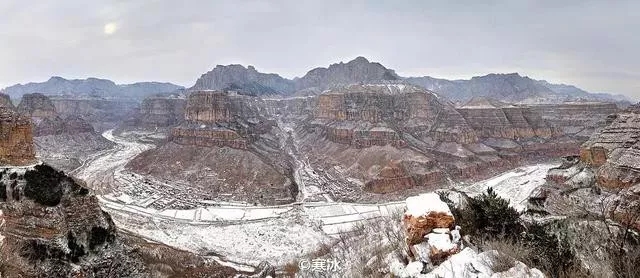 下雪了，太行大峡谷开启“2020年冬季雪景模式”，快来这幅水墨画里走一走！