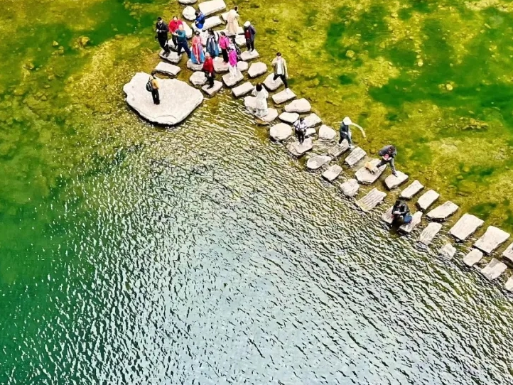 左手夏意未消，右手秋韵渐浓，一起去邂逅大峡谷的初秋~