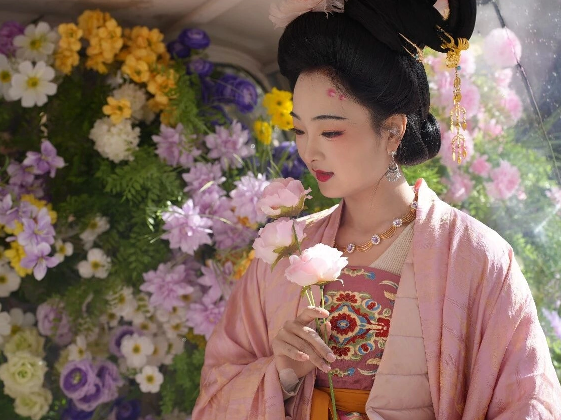 国际劳动妇女节｜遇十二花神巡游林州太行大峡谷！花神节启幕，每天来大峡谷都有惊喜，三月女士持续免门票~